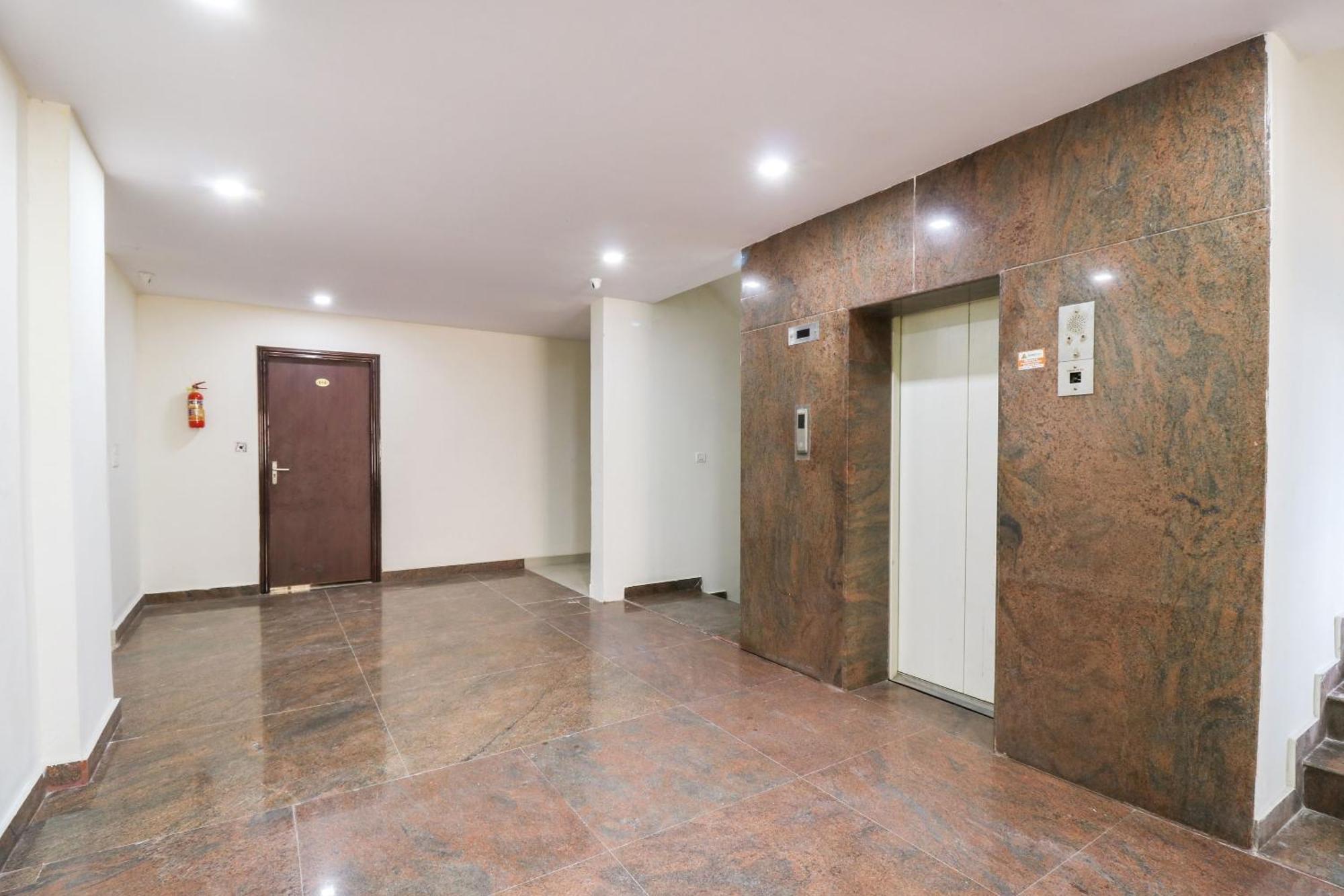 Hotel O The Royal International Hotel Bengaluru Zewnętrze zdjęcie
